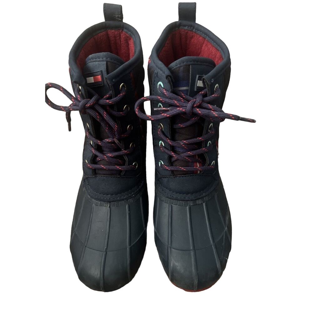 Tommy Hilfiger Duck Boots Women’s 8 Navy with red lining & Plaid‎ On The Outside